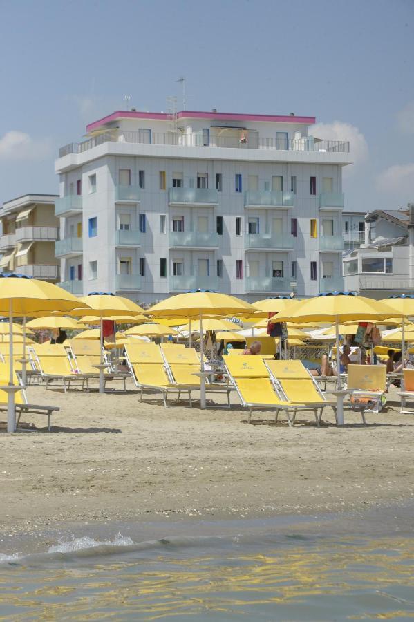 Residence Hotel Amalfi Lido Di Savio Buitenkant foto