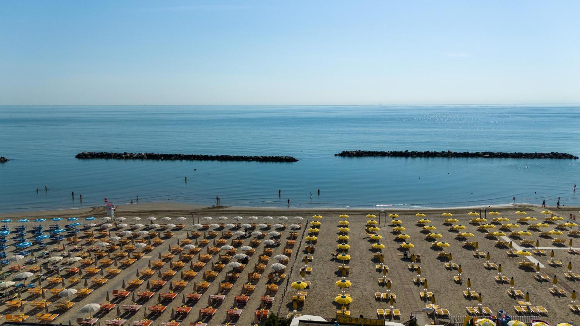 Residence Hotel Amalfi Lido Di Savio Buitenkant foto